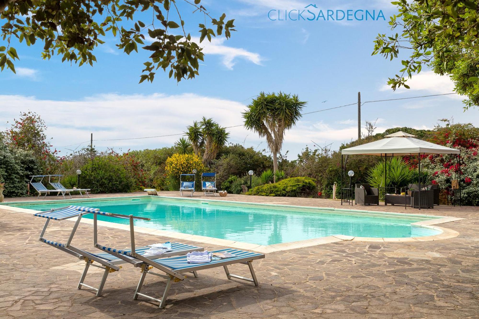 Villa Melograno With Exclusive Swimming Pool Surrounded By Greenery Campanedda 외부 사진