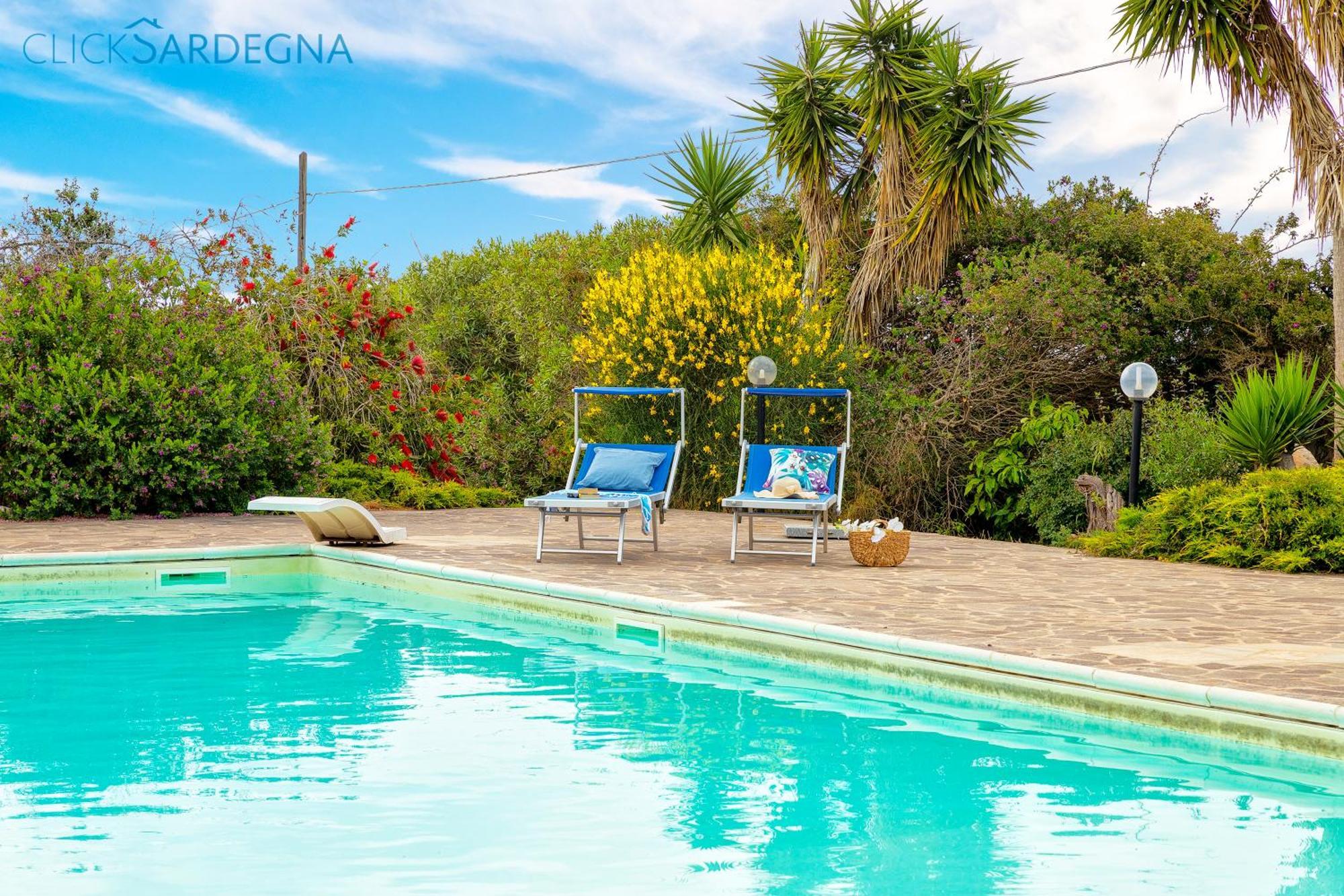 Villa Melograno With Exclusive Swimming Pool Surrounded By Greenery Campanedda 외부 사진